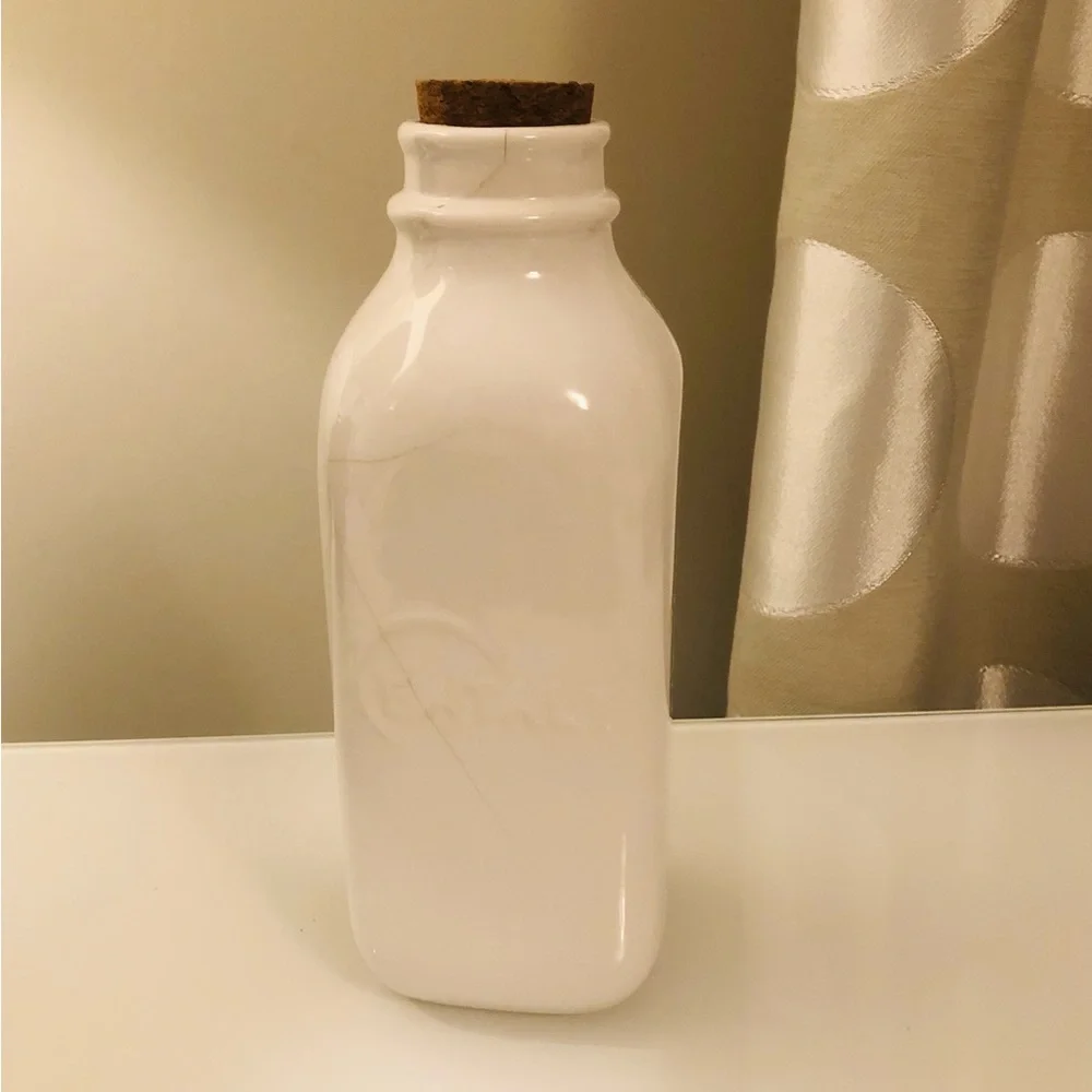 Eataly white glazed ceramic oil, vinegar storage bottle